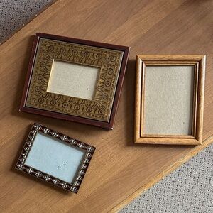 Assorted Picture Frames